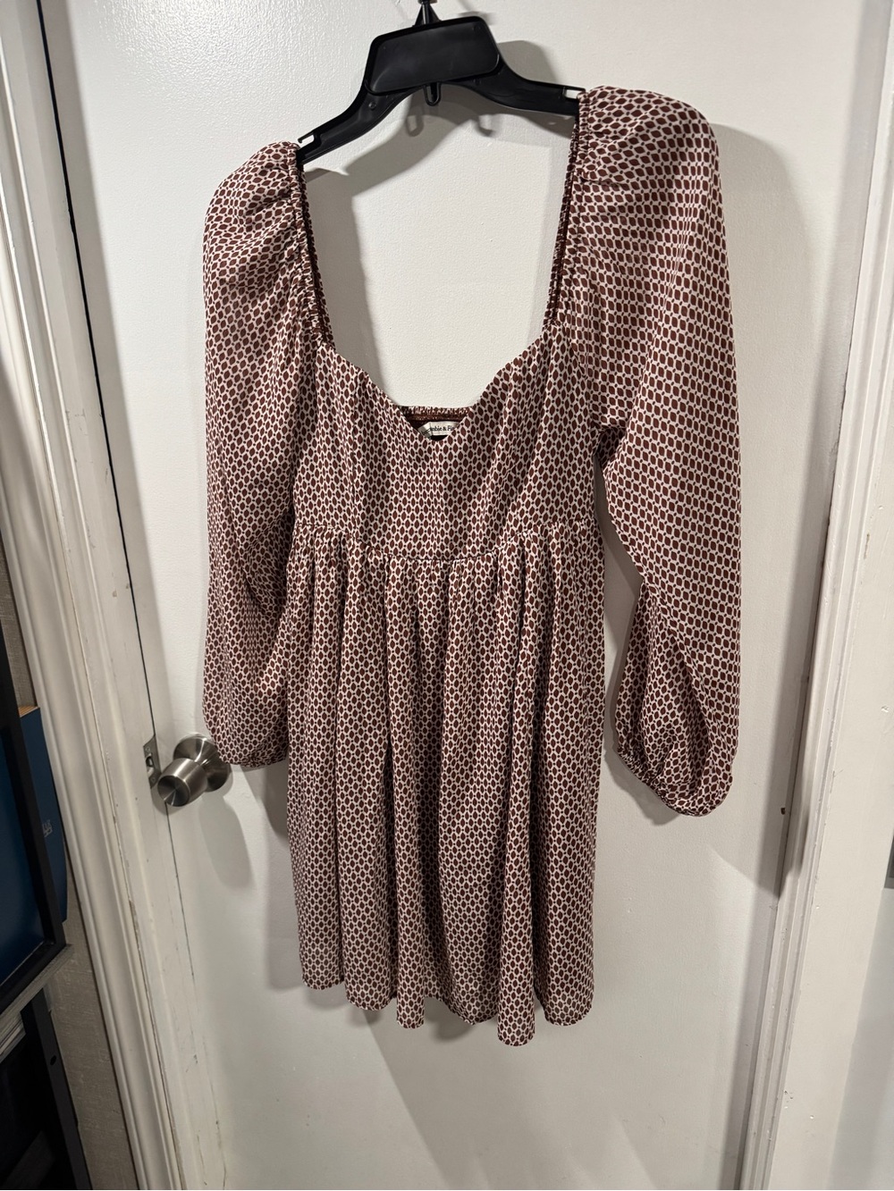 Abercrombie & Fitch Brown/White Printed Long Sleeve Smocked Mini Dress - Picture 2 of 6